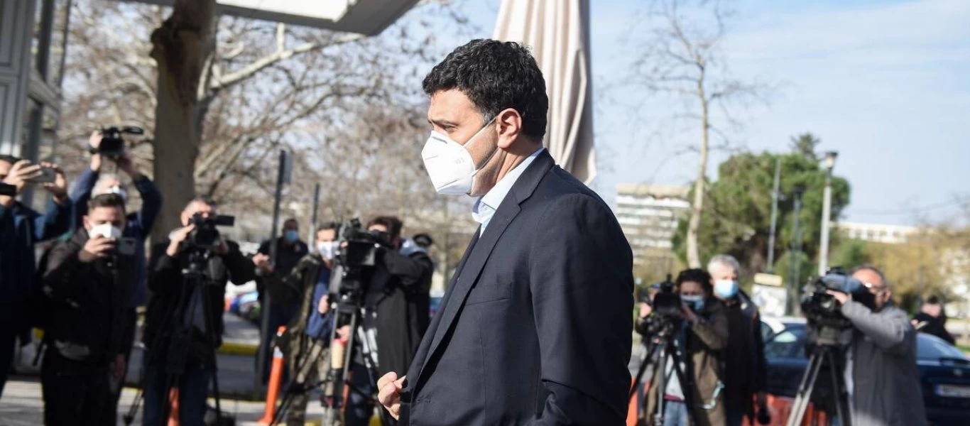 Κυβέρνηση & «ειδικοί»: «Οι πολίτες φταίνε για την αποτυχία του lockdown - Κάνουν πορείες και συναντιούνται 